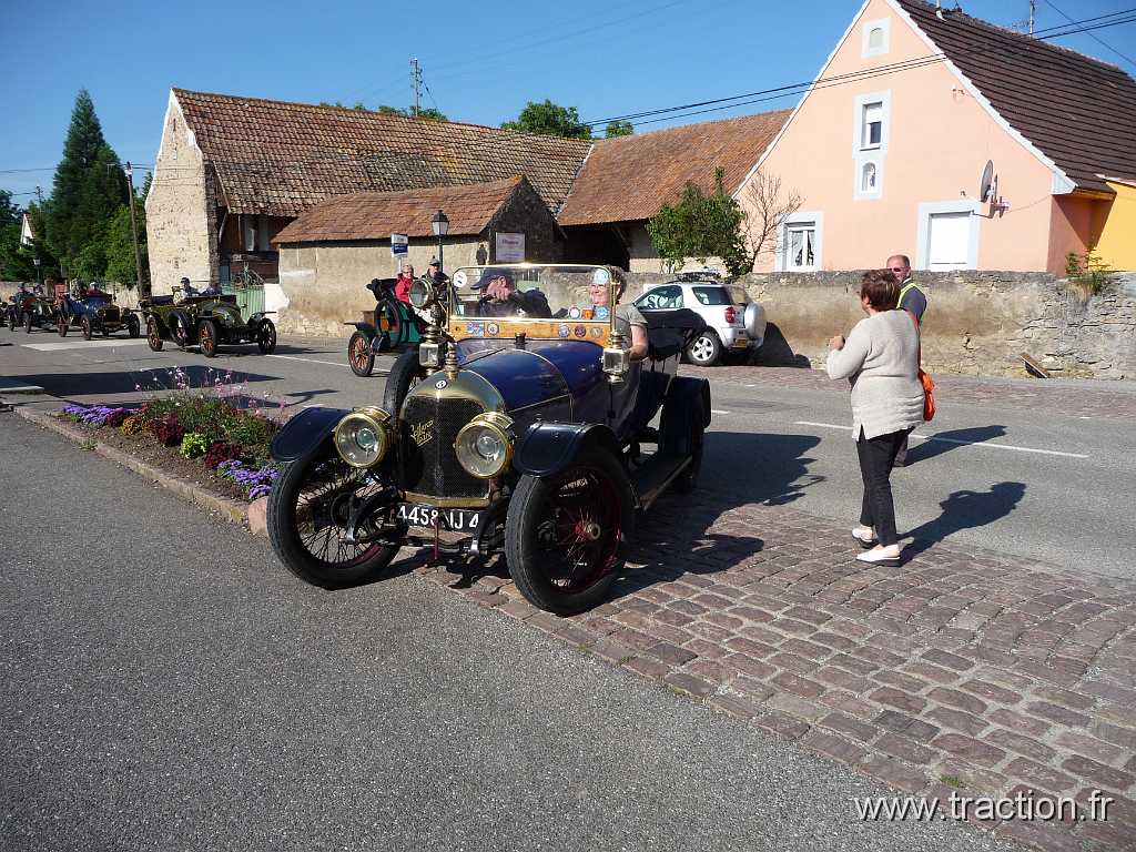 2011_rallye_des_princes (28).jpg - 12/06/2011 - 68127 NIEDERENTZEN 22ème RALLYE des PRINCES - Parking salle des fètes - ROLLAND PILAIN - BP - 1913